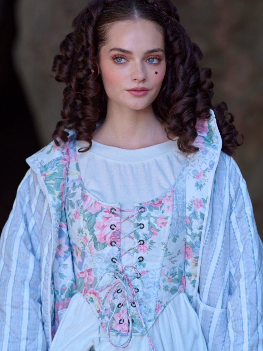 SELKIE Picnic Blanket Duchess Corset
